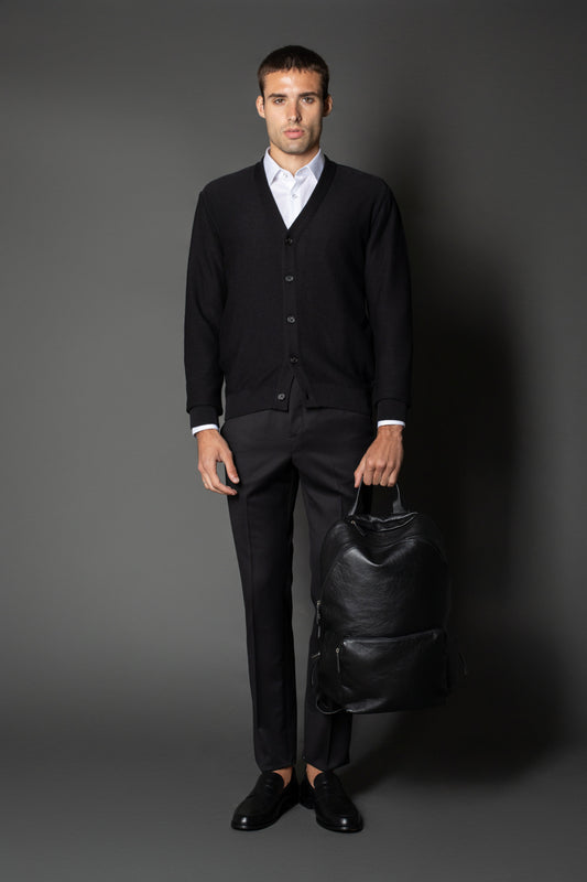 Malha Manga Longa Gola Aberta - Preto